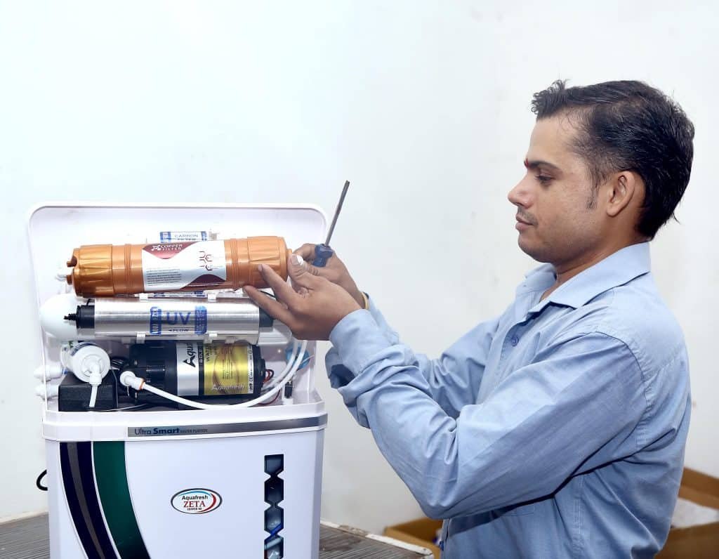 Home appliance service in progress